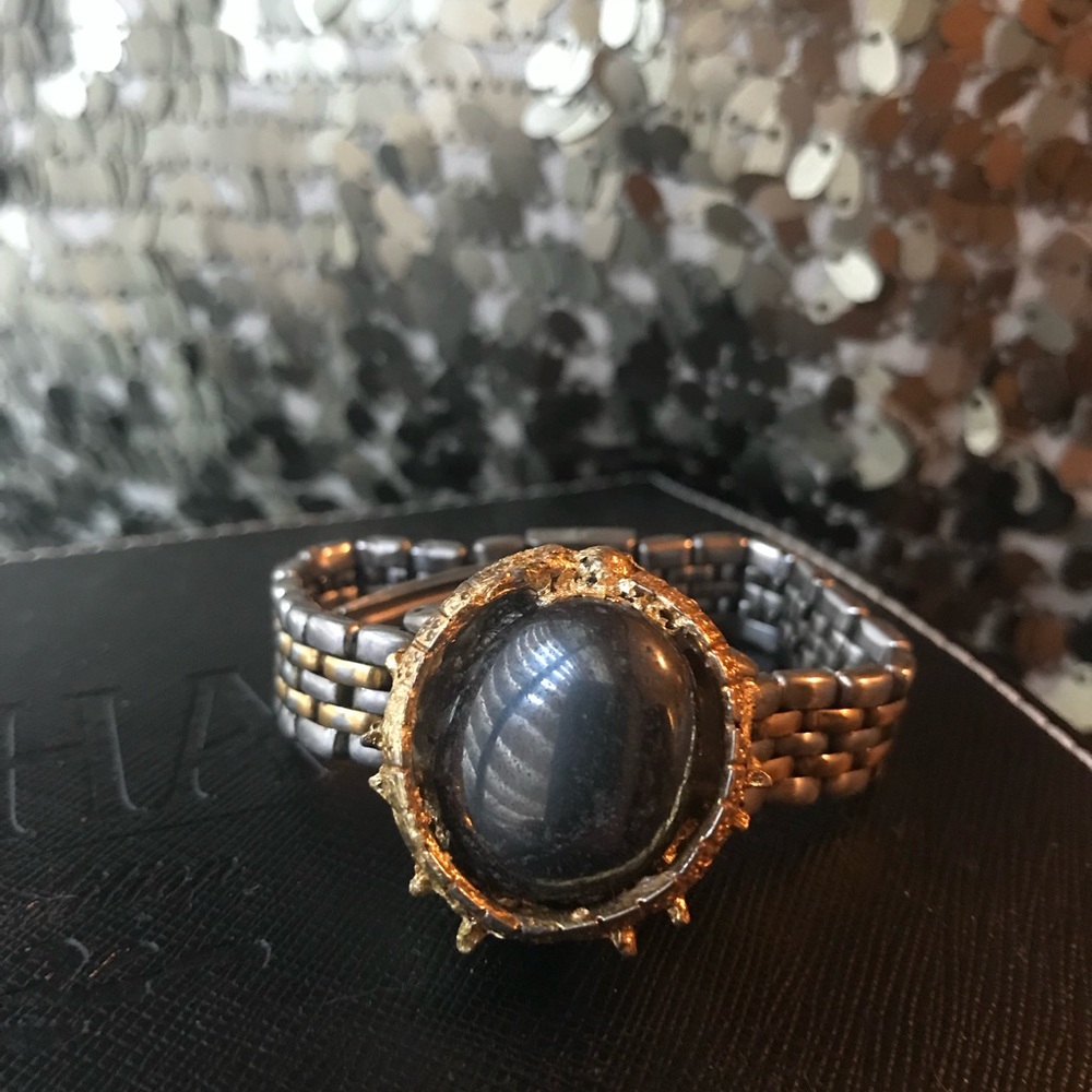 Vintage style bracelet, 100% original.